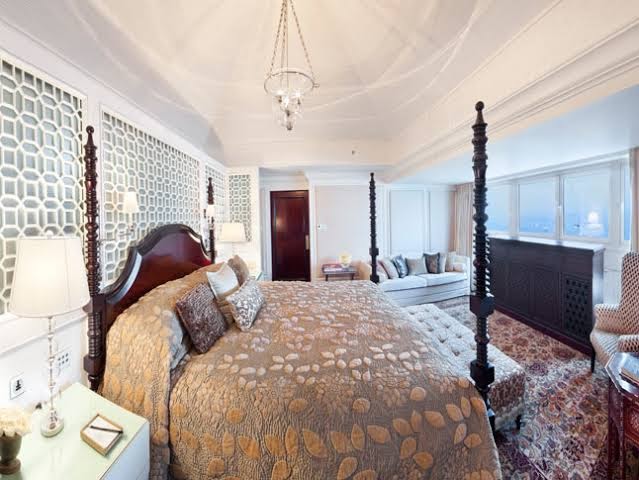 Riverview Room